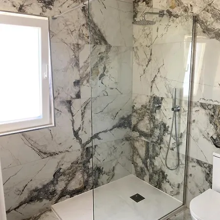 Apartamento The Valley Collection - B26 - With Private Hot Tub