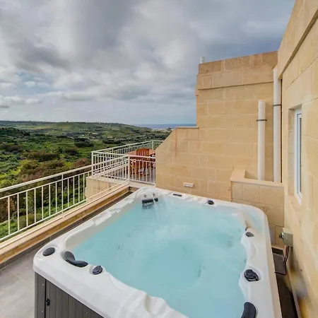 The Valley Collection - B26 - With Private Hot Tub Apartment *