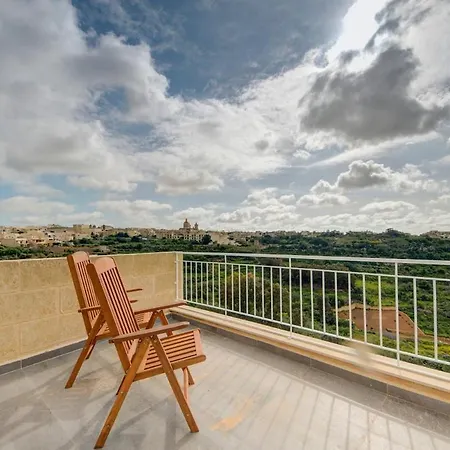 The Valley Collection - B26 - With Private Hot Tub * Xagħra